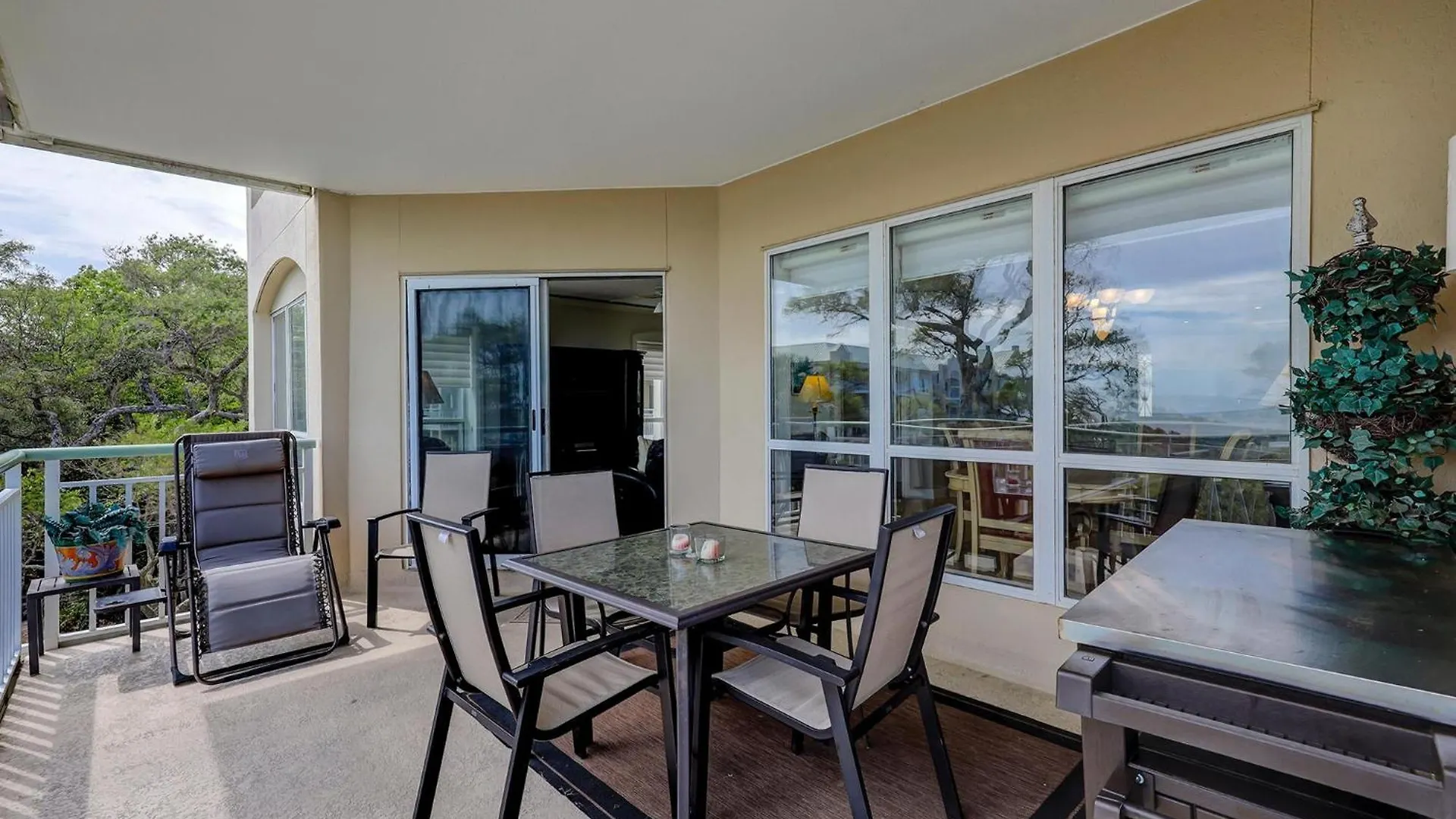 Windsor Place 2418 Hilton Head Island